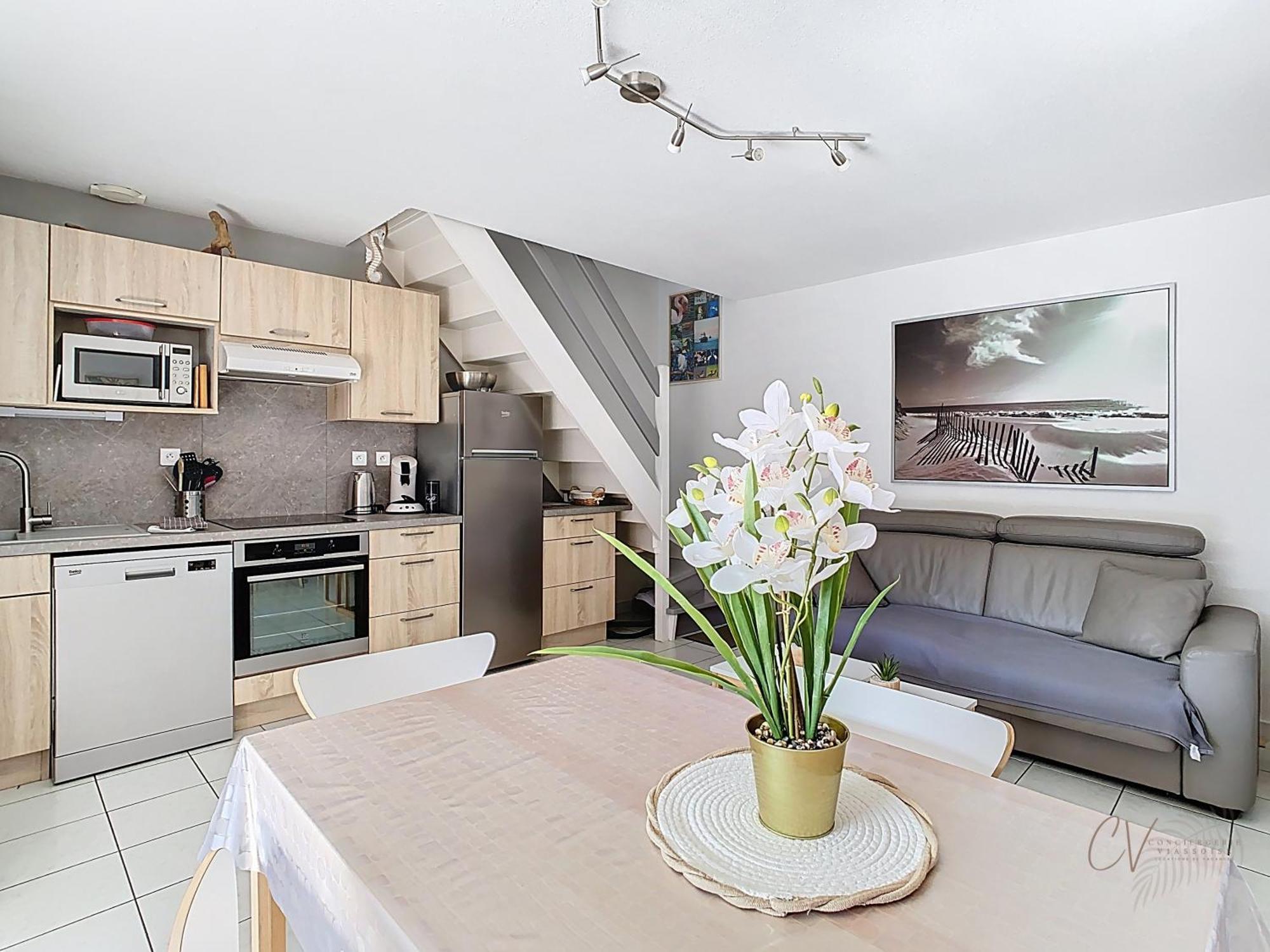 Petit Coin De Paradis Dans Residence Avec Piscine Vias Exterior foto